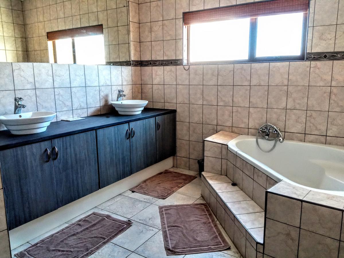 Sea View Bliss Guesthouse With Self Catering スワコプムント エクステリア 写真