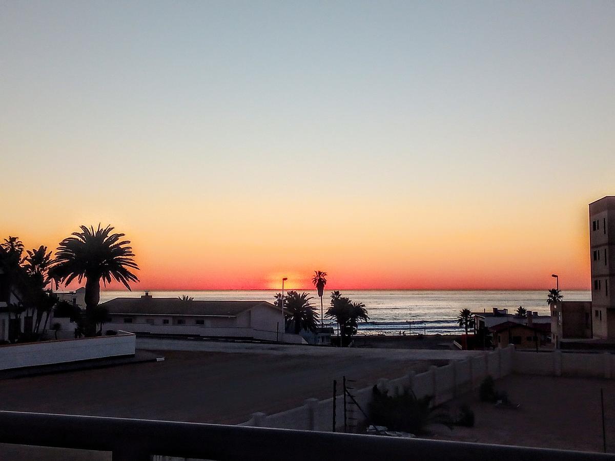 Sea View Bliss Guesthouse With Self Catering スワコプムント エクステリア 写真